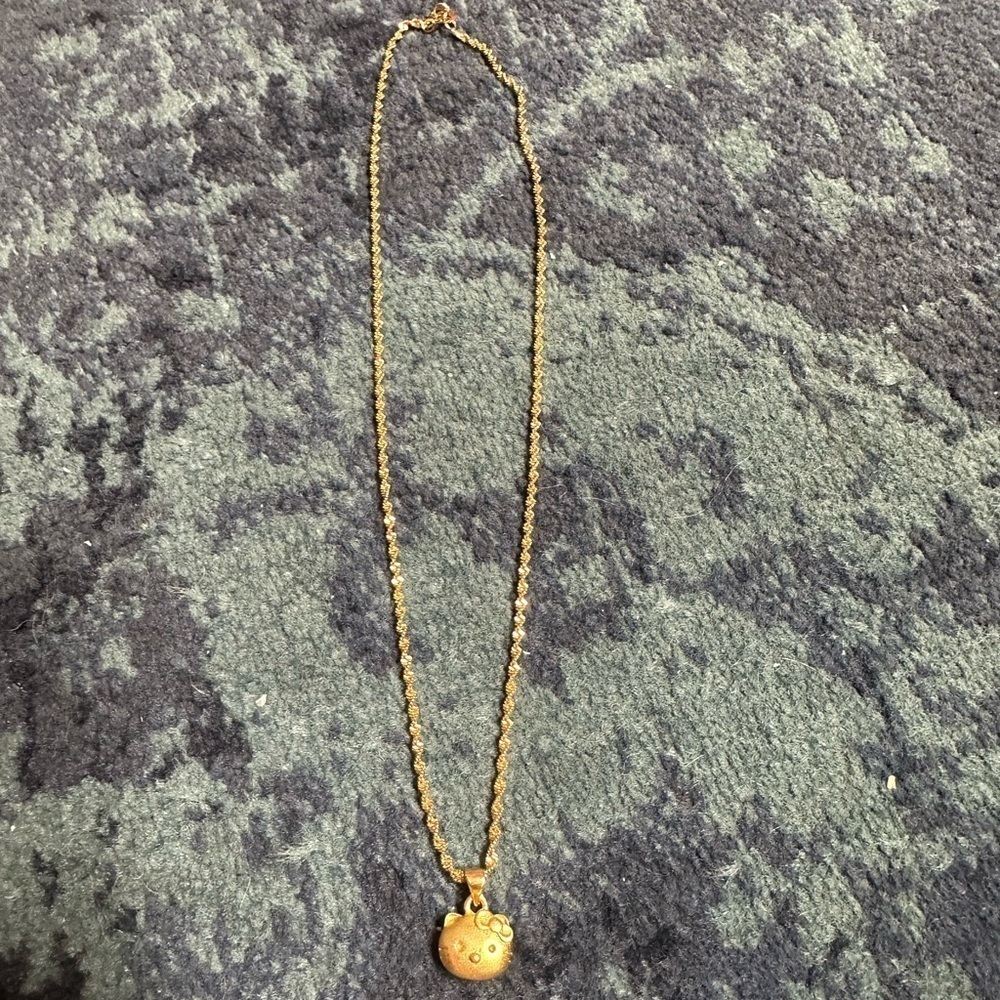 18" gold plated length chain with hello kitty pendant